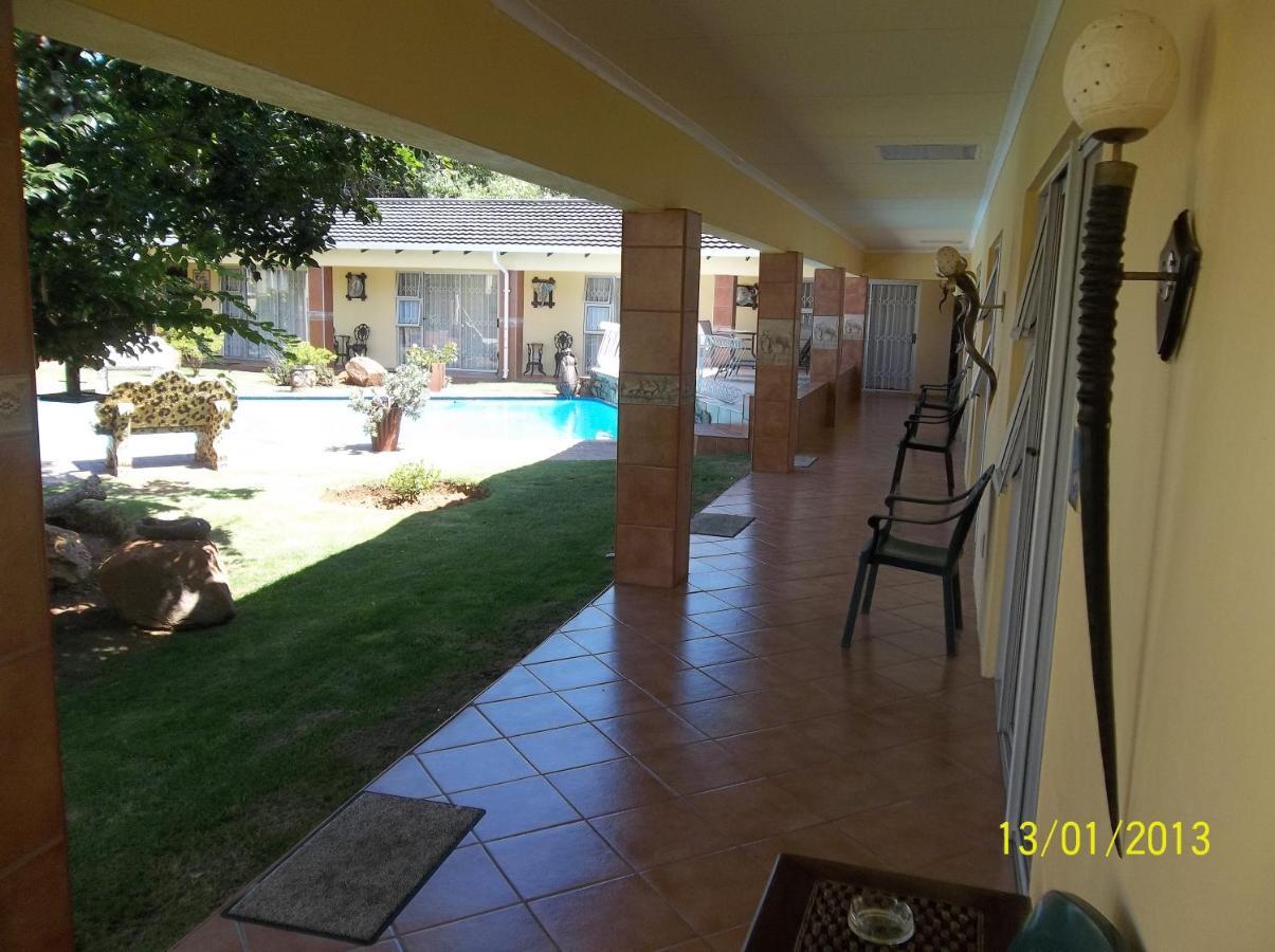African Elephant Guesthouse Germiston Buitenkant foto