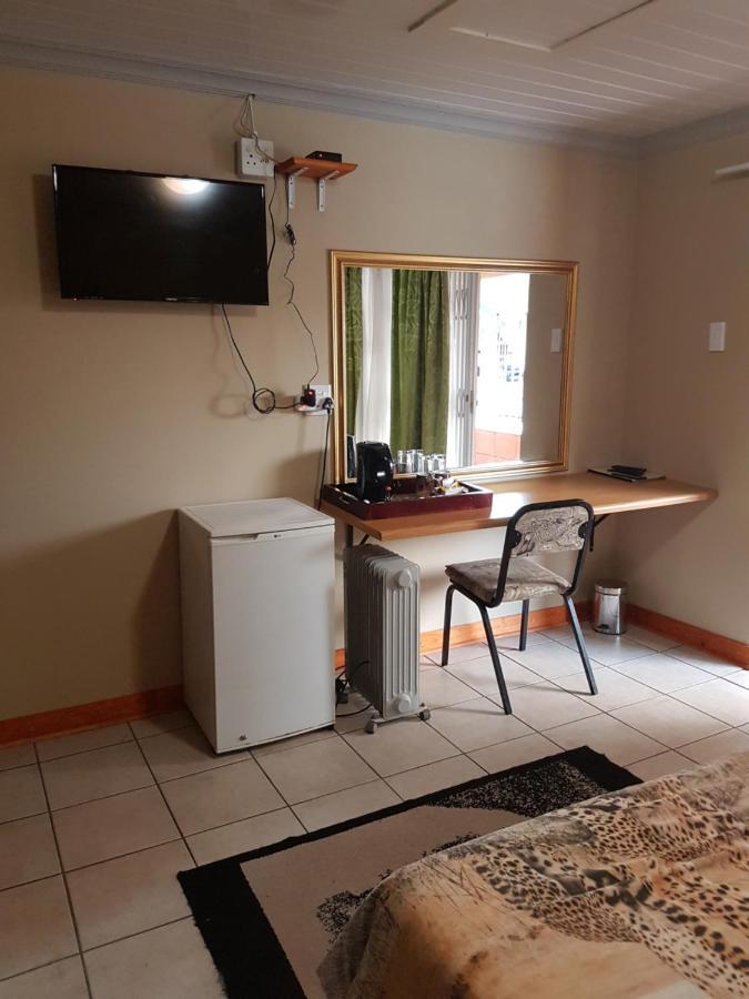 African Elephant Guesthouse Germiston Buitenkant foto