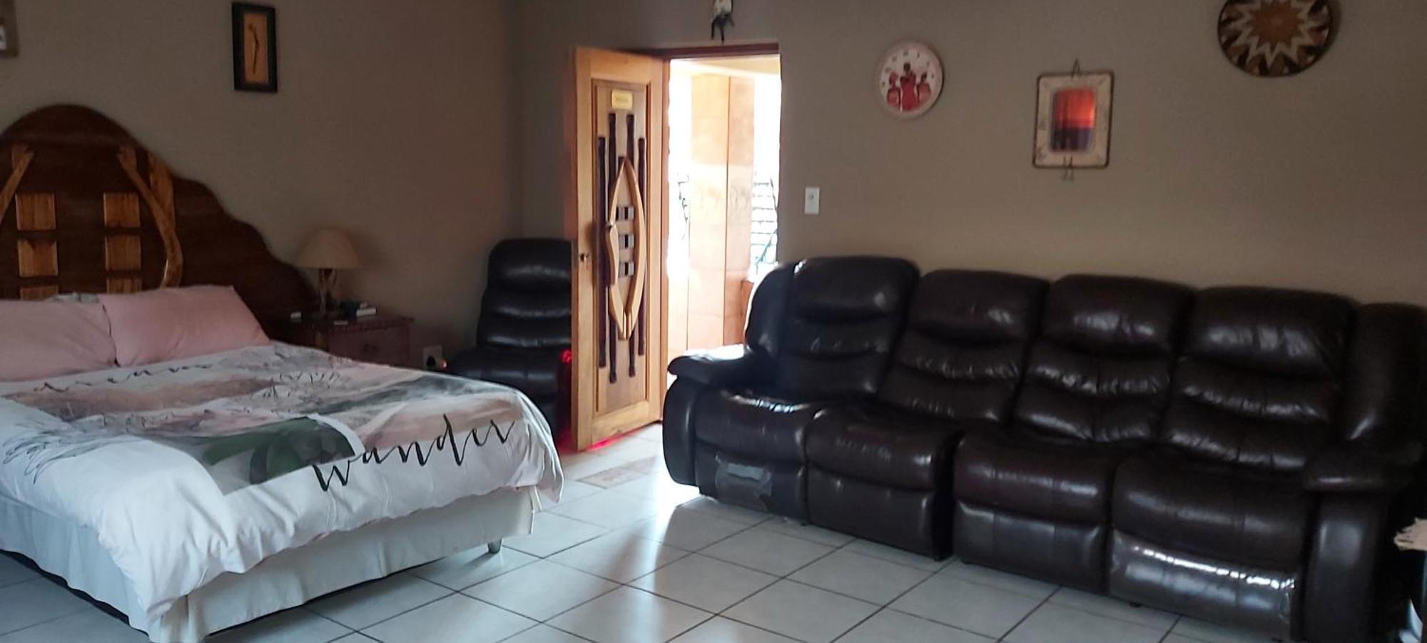 African Elephant Guesthouse Germiston Buitenkant foto